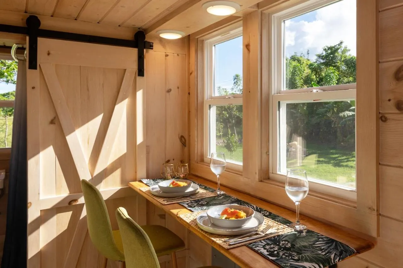 בית נופש פונטה קאנה New!! Tropical Tiny Sanctuary-Tiny Home Near Beach הרפובליקה הדומיניקנית